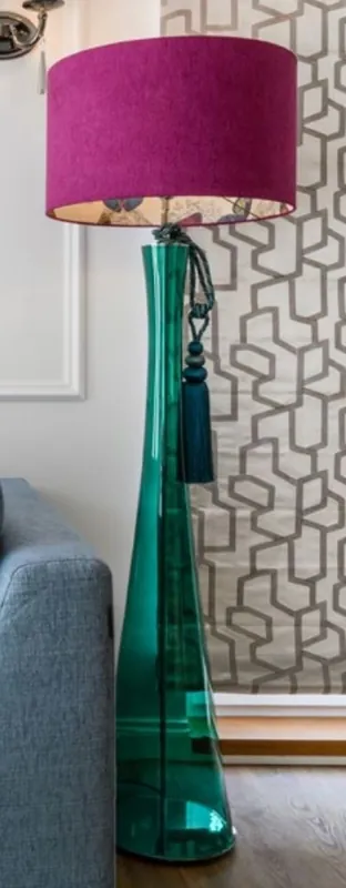 Casa Padrino Luxus Stehleuchte Grün / Lila Ø 40 x H. 165 cm - Runde Glas Stehleuchte mit Lampenschirm - Luxus Stehleuchten - Luxus Leuchten - Luxus Interior Schneller Versand