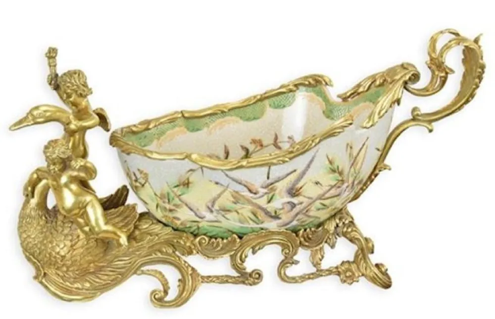 Echt Casa Padrino Jugendstil Blumenschale mit dekorativen Engelsfiguren Mehrfarbig / Gold 46,6 x 19,2 x H. 23,5 cm - Porzellan Pflanzenschale - Barock & Jugendstil Deko Accessoires