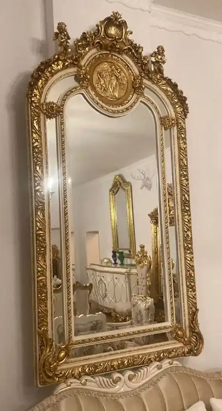 Casa Padrino Barock Spiegel Gold / Cremeweiß - Handgefertigter Barockstil Wandspiegel mit eleganten Verzierungen und dekorativen Engelsfiguren - Barock Möbel - Edel & Prunkvoll Letzte Chance