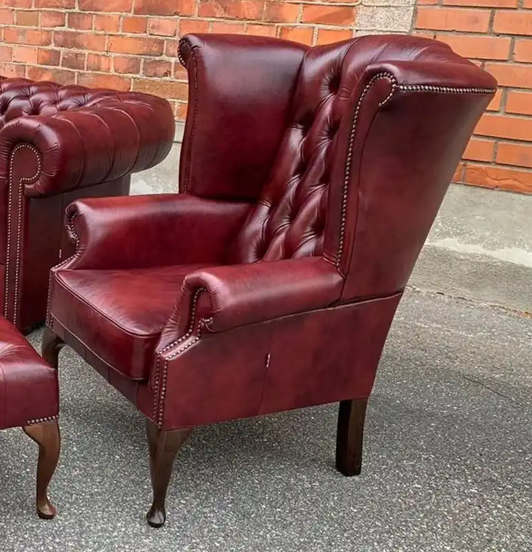 Casa Padrino luxury Chesterfield leather wing armchair bordeaux red / brown Sonderaktion