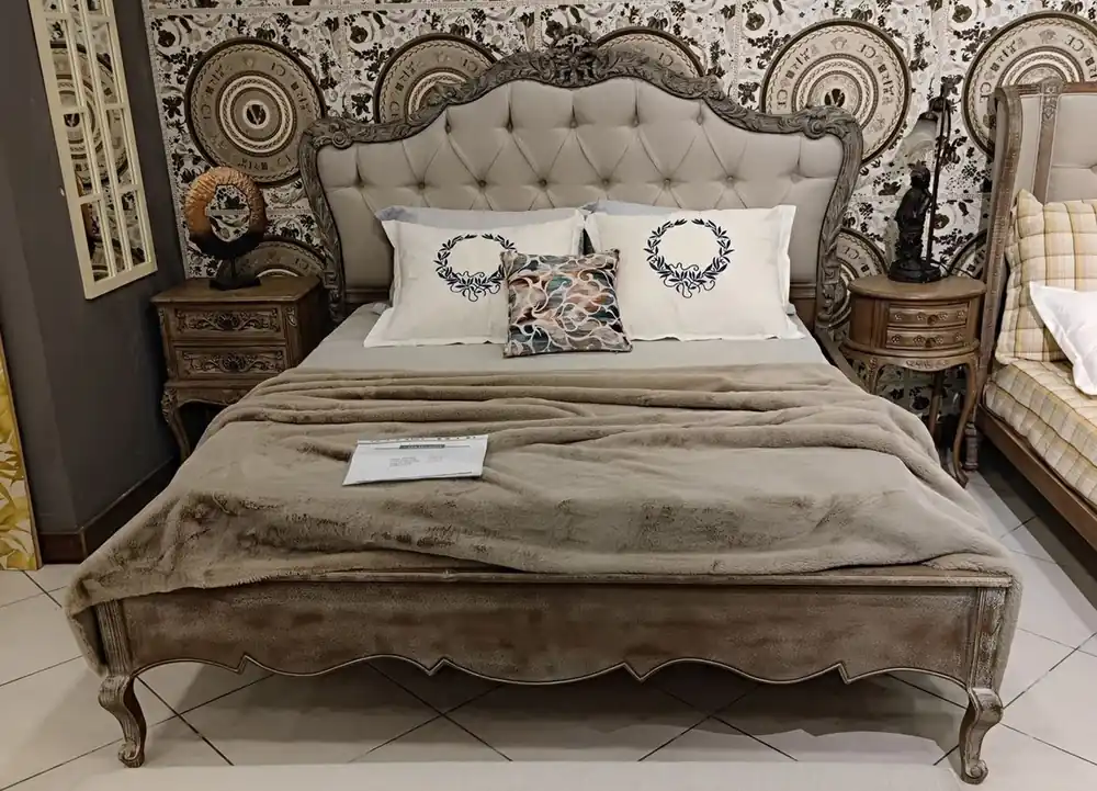 Pompöös by Casa Padrino luxury baroque double bed Provence gray / antique gray - Designed by Harald Glööckler Beliebt