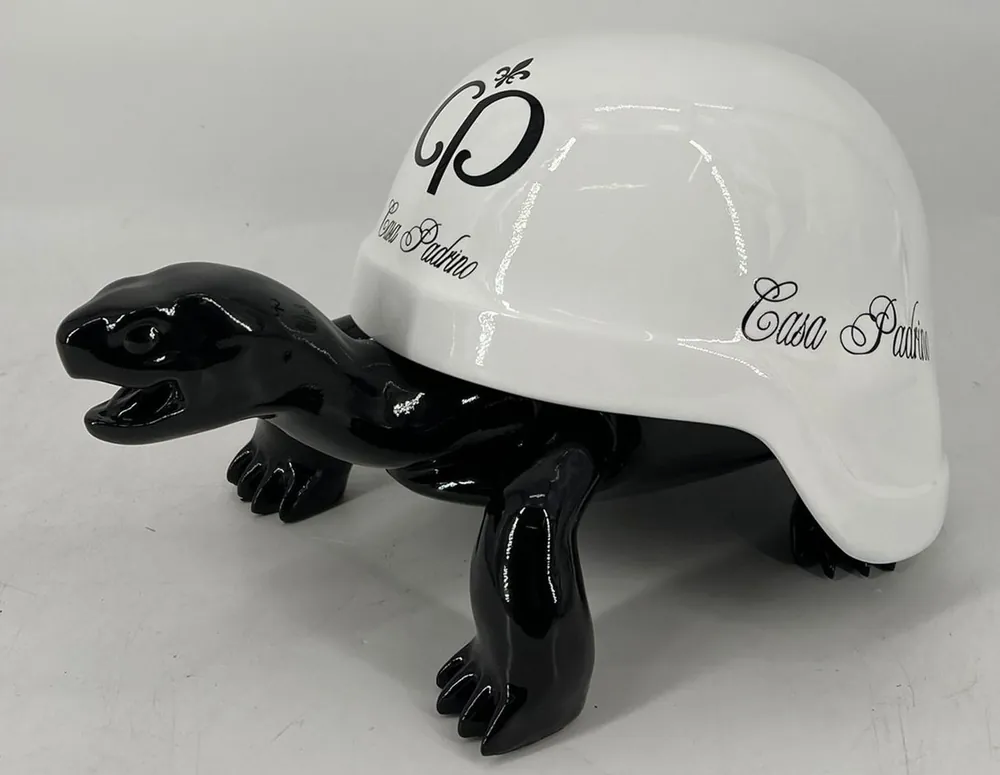 Casa Padrino luxury decorative figure turtle black / white 40 cm - Decorative sculpture Top-Seller