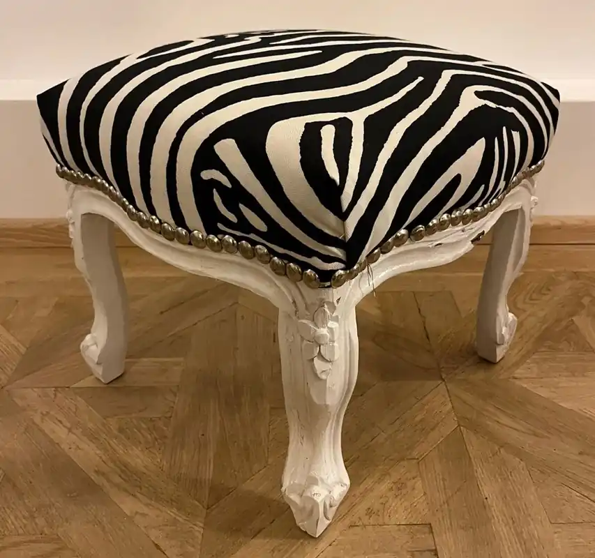 Casa Padrino baroque footstool with zebra design black / white - Baroque style stool - Baroque furniture Online Kaufen