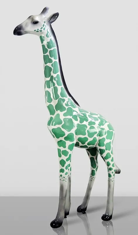 Letzte Chance Casa Padrino XXL decorative sculpture giraffe green / white / black H. 205 cm - Large garden decoration figure