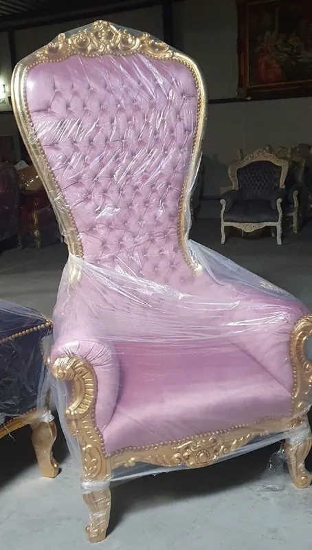 Super-Preis Casa Padrino baroque velvet throne armchair with rhinestones light pink / gold - Baroque furniture