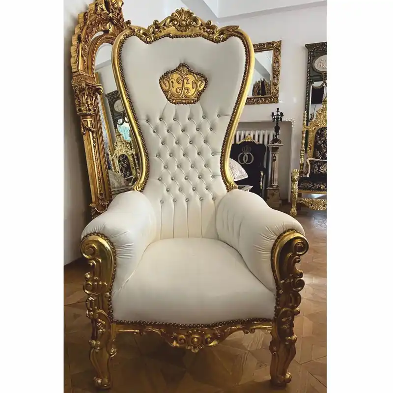 Ausverkauf Casa Padrino baroque faux leather throne armchair and rhinestones white / gold H. 182 cm
