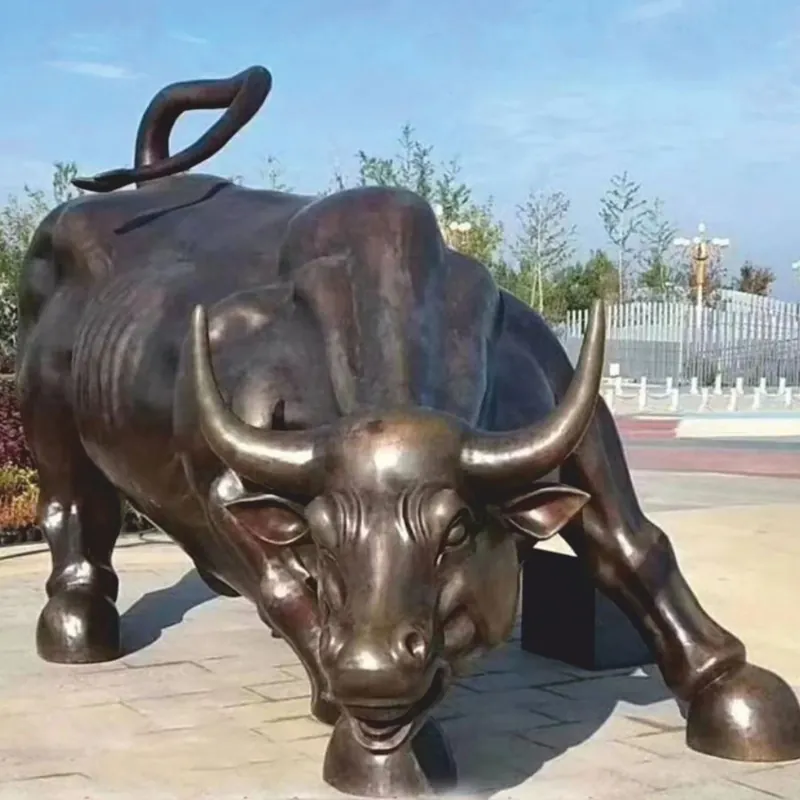 Top-Seller Casa Padrino XXL Bronze Decorative Bull Sculpture 240 cm - Life Size Garden Figure