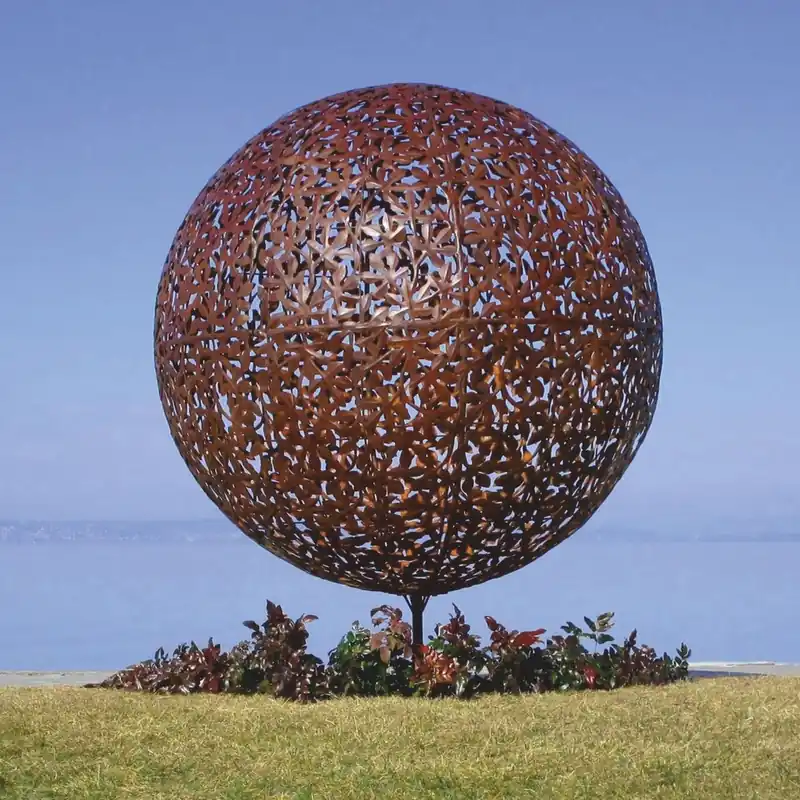 Casa Padrino Luxury Steel Garden Decoration Sculpture Sphere Rust Ø 170 x H. 200 cm Neue Kollektion