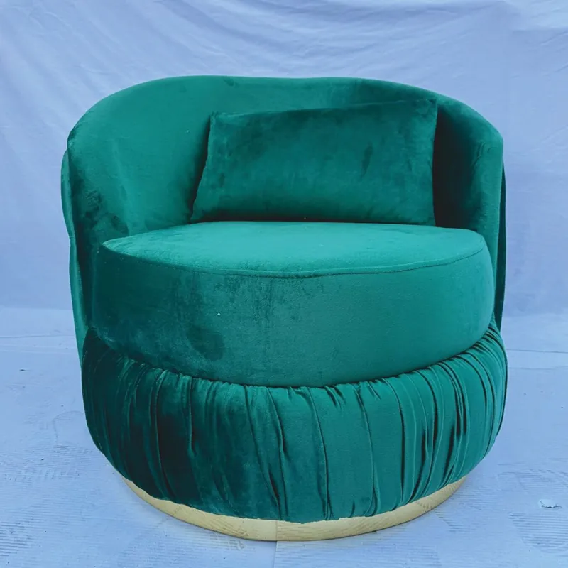 Aktuell Casa Padrino luxury Chesterfield armchair green / gold - Living room furniture
