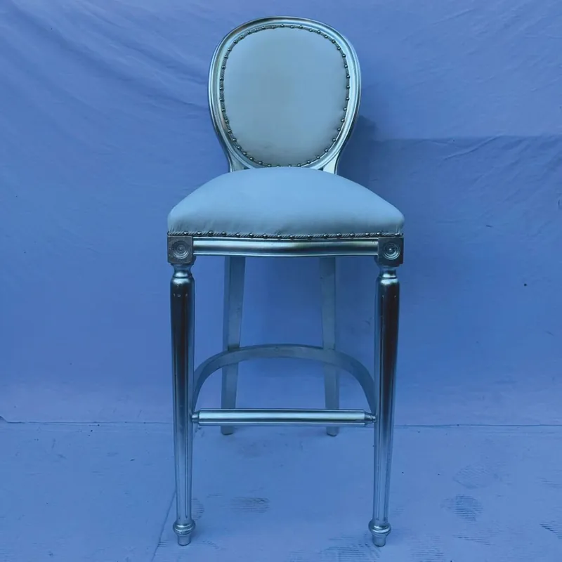 Finale Aktion Casa Padrino Baroque Faux Leather Bar Stool White / Silver - Baroque Bar Furniture