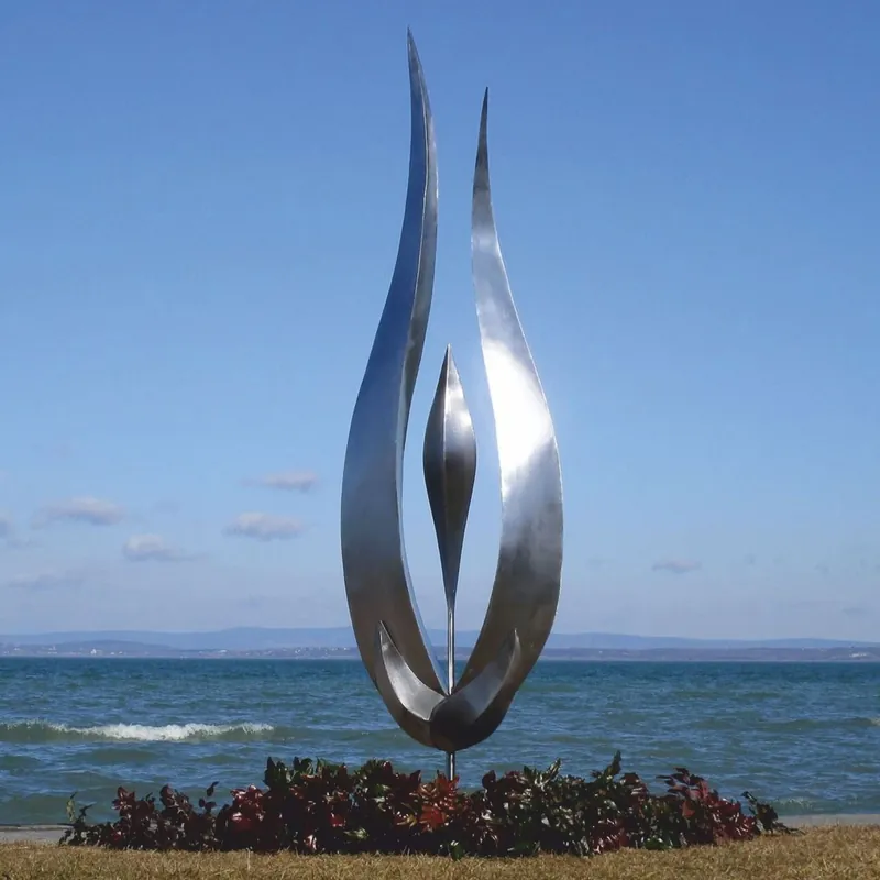Casa Padrino scultura di lusso in acciaio inox argento A. 230 cm - Decorazione da giardino in metallo Wochenendangebot