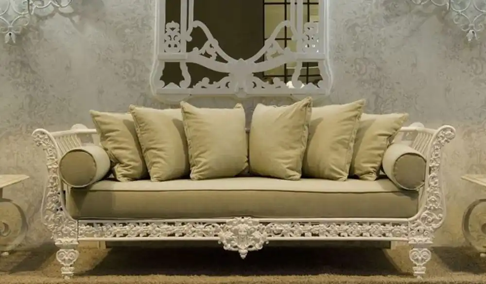 Casa Padrino divano barocco di lusso bianco / verde chiaro 212 x 87 x A. 77 cm - Divano in forgiato a mano con cuscini - Divano Soggiorno - Divano da Giardino - Divano Patio - Mobili Barocchi Sonderaktion