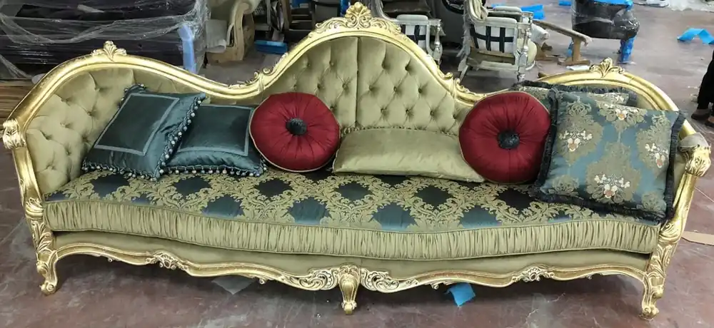 Preiswert Casa Padrino divano barocco di lusso verde / oro 300 x 90 x A. 119 cm - Divano da soggiorno magnifico con motivo elegante - Mobili Barocchi