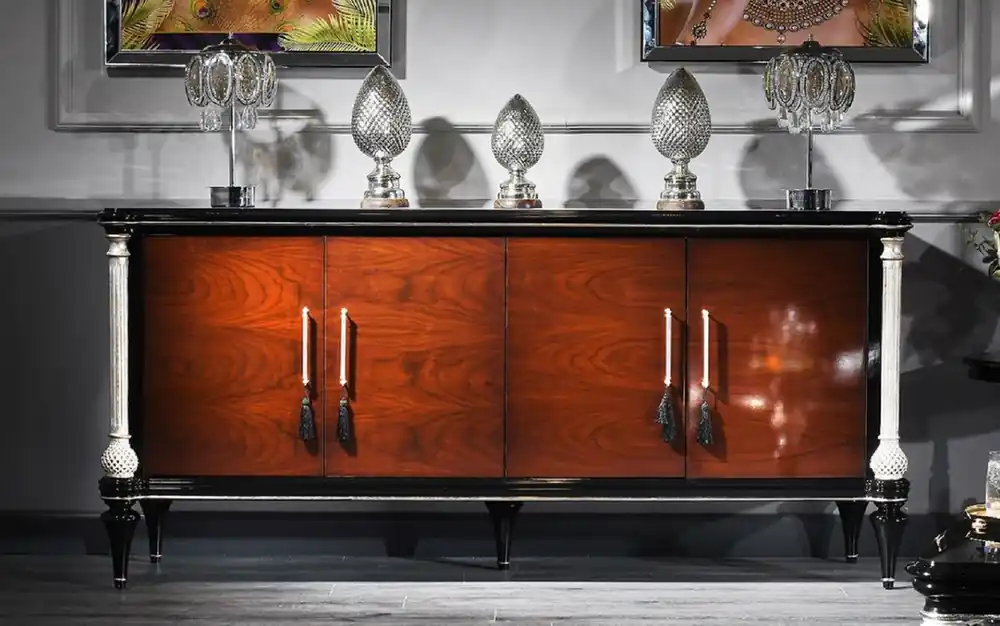 Casa Padrino credenza barocco di lusso marrone / nero / argento - Armadio nobile in legno massello con 4 ante - Mobili Barocchi Garantierte Lieferung