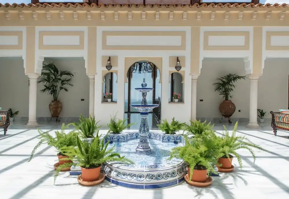 Casa Padrino fontana Art Nouveau di lusso bianco / blu 300 x 300 x A. 155 cm - Fontana da giardino in ceramica fatta a mano e dipinta a mano - Accessori decorazione del giardino Barocco e Art Nouveau Solange Der Vorrat Reicht