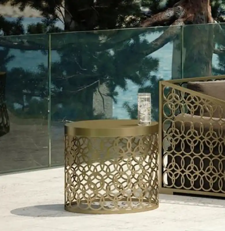 Neu Im Sortiment Casa Padrino tavolo da giardino di lusso oro Ø 60 x A. 50 cm - Tavolo rotondo in alluminio fatto a mano - Tavolo da giardino - Tavolo da terrazza - Mobili Hotel - Qualità di Lusso