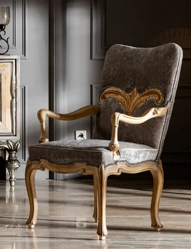 Bestpreis Casa Padrino silla de comedor barroco de lujo con reposabrazos gris / natural - Magnífica silla de madera maciza barroco - Muebles de comedor barrocos