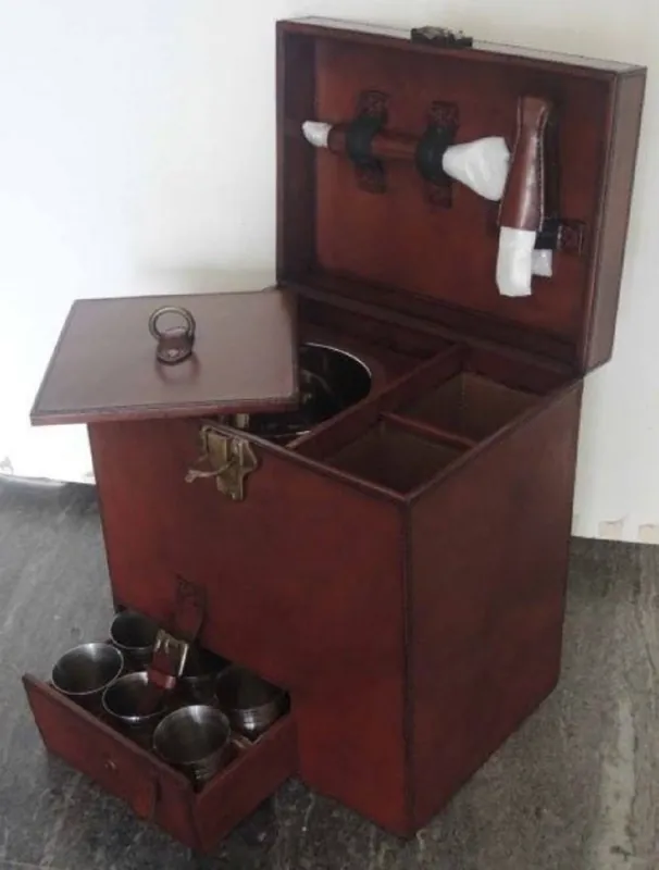 Casa Padrino minibar de lujo marrón oscuro 32 x 23 x A. 36 cm - Mini bar de cuero auténtico con accesorios - Accesorios de Lujo Jetzt Bestellen