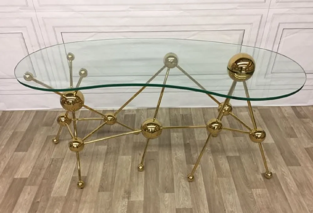 Casa Padrino escritorio de diseño de lujo oro 160 x 75 x A. 77 cm - Mesa de oficina de metal con tapa de vidrio curvo - Mesa de ordenador - Muebles de oficina de diseño de lujo Expressversand
