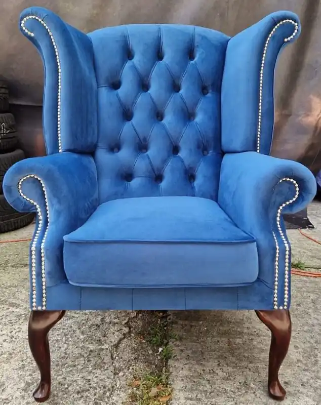 Casa Padrino sillón orejero Chesterfield de lujo azul / marrón oscuro 98 x 90 x A. 110 cm - Sillón Chesterfield de terciopelo - Muebles de salón - Muebles Chesterfield - Muebles de lujo Jetzt Bestellen