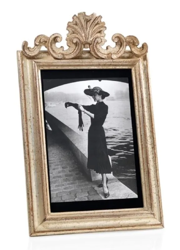 Saisonangebot Casa Padrino marco de imagen barroco de lujo crema antiguo / marrón 40 x A. 38 cm - Magnífico marco de imagen de madera maciza de estilo barroco - Accesorios decorativos barrocos - Hecho en Italia