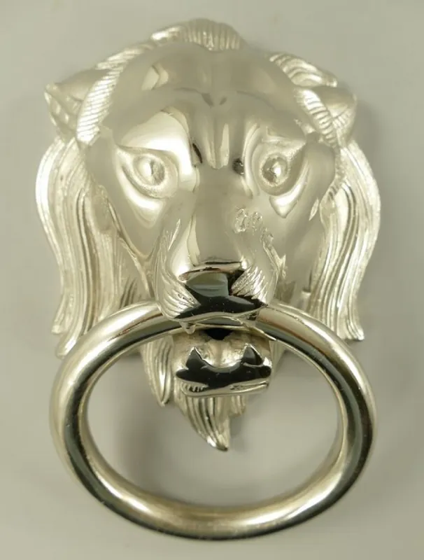 Wochenendangebot Casa Padrino aldaba barroco de aluminio león plata A. 33 cm - Accesorios decorativos barrocos