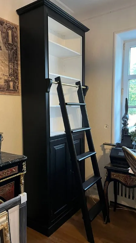 Casa Padrino armario de libros de estilo campestre con escalera negro / blanco A. 260 cm - Muebles de estilo campestre Sonderangebot