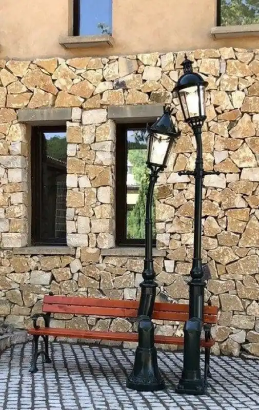 Casa Padrino linternas de jardín Art Nouveau con banco de jardín negro / marrón - Iluminación exterior Solange Der Vorrat Reicht