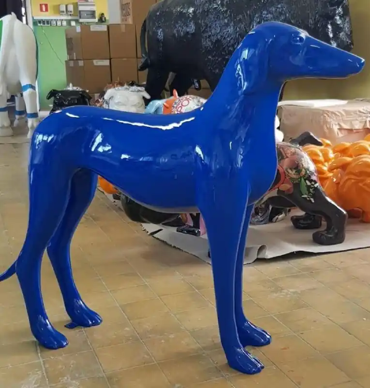 Casa Padrino escultura decorativa XXL galgo azul 110 cm - Decoración de salón y jardín Letzte Chance