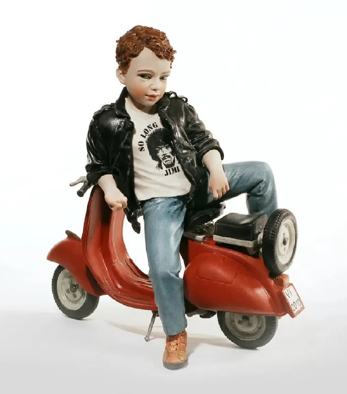 Casa Padrino escultura decorativa de porcelana niño con scooter A. 29 cm - Hecho en Italia Aktuell