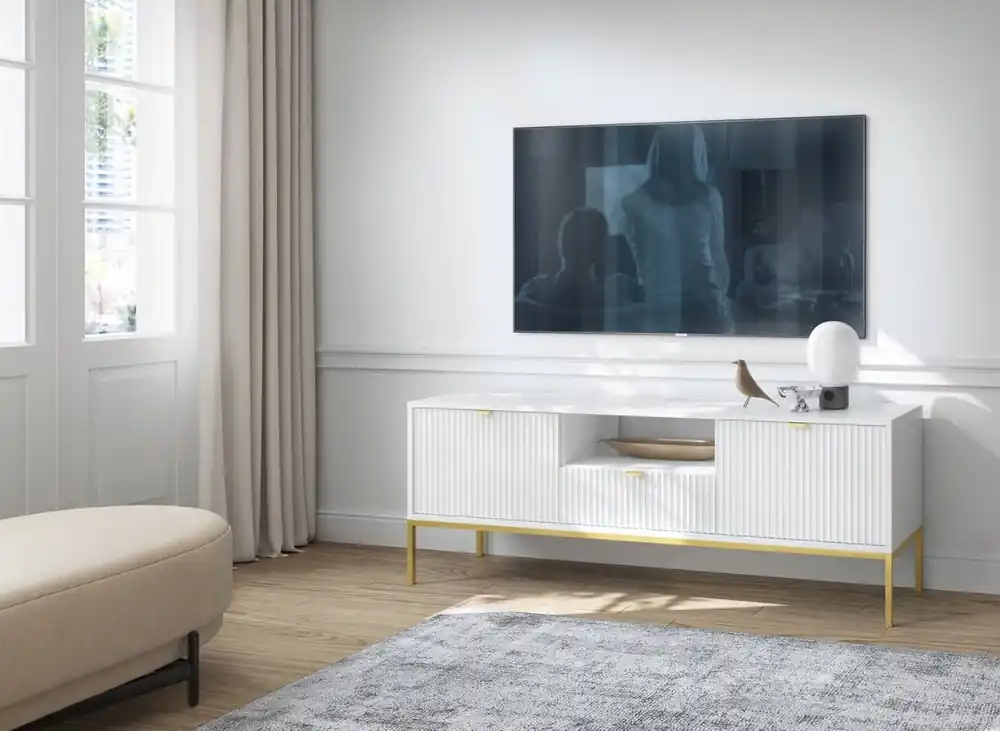 Begrenztes Angebot TV Schrank Lovro 154 cm weiß modernes Design wird Liebhaber von ausdrucksstarken Interieurs begeistern goldene Metall-Accessoires