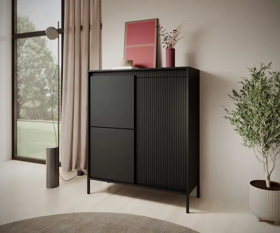 Sesti 104 cm hohe Kommode schwarz Designerkommode mit originellem Design auf stabilem Metallsockel Sofort Bestellen