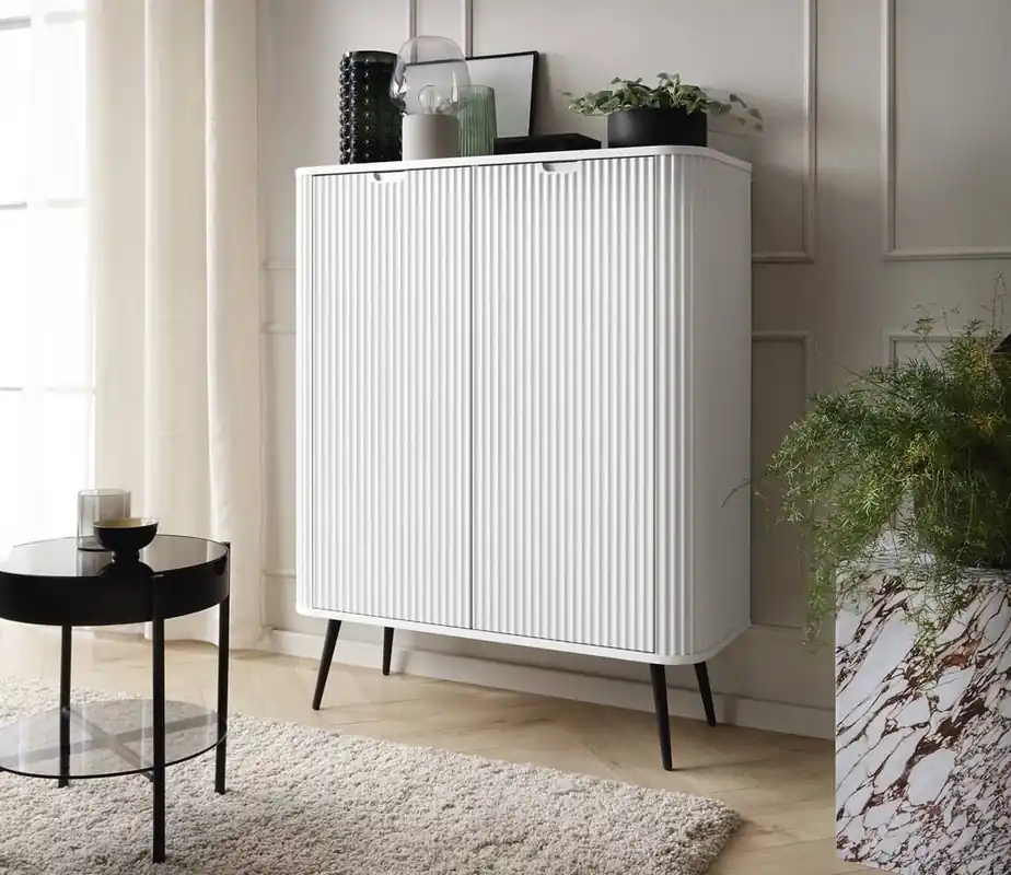 Zoya 103 cm Kommode weiß elegantes Design ovale Form auf schwarzen Metallbeinen geschmackvolle geriffelte Front gesetzt Letzte Chance