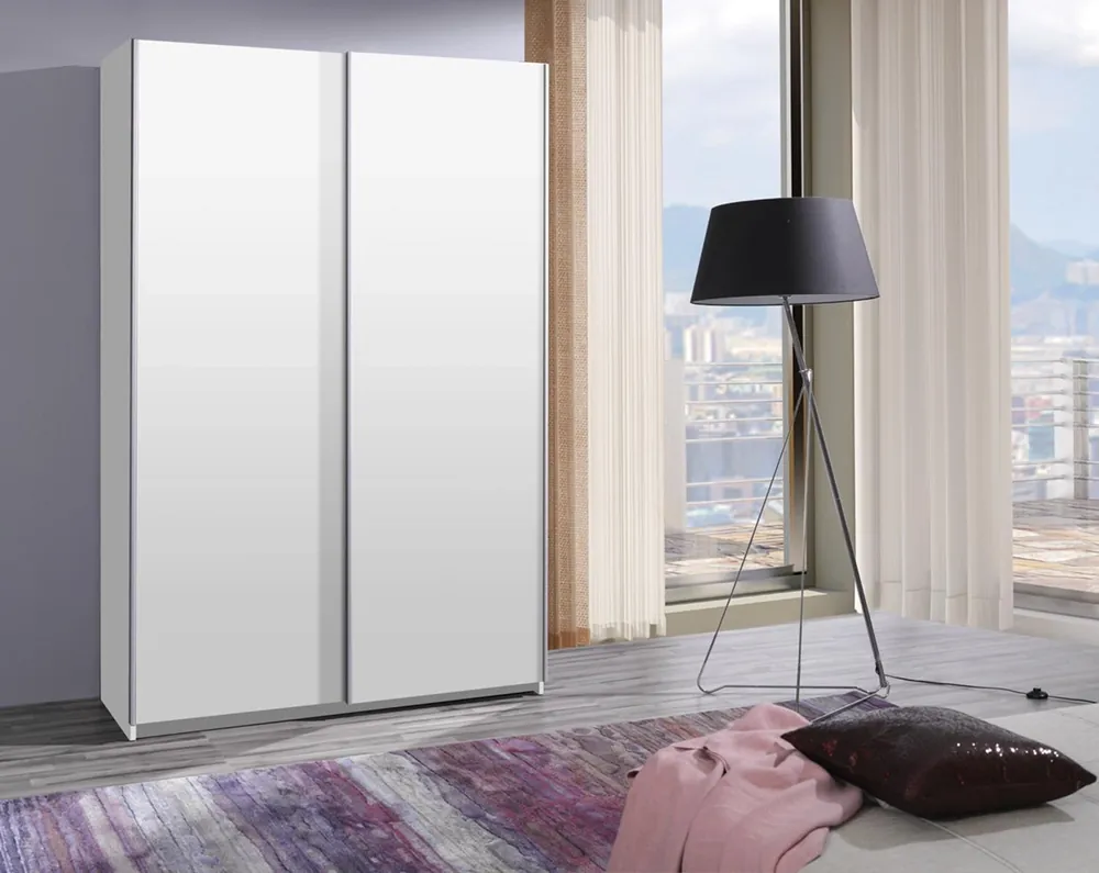 Neue Kollektion Vilo 135 cm Schiebeschrank weiß modernes Design ABS-Finish und Aluminium-Türführungen