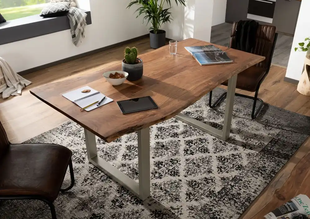 Billig Baumtisch Akazie 140x90x76 natur Beine silber matt FREEFORM 3