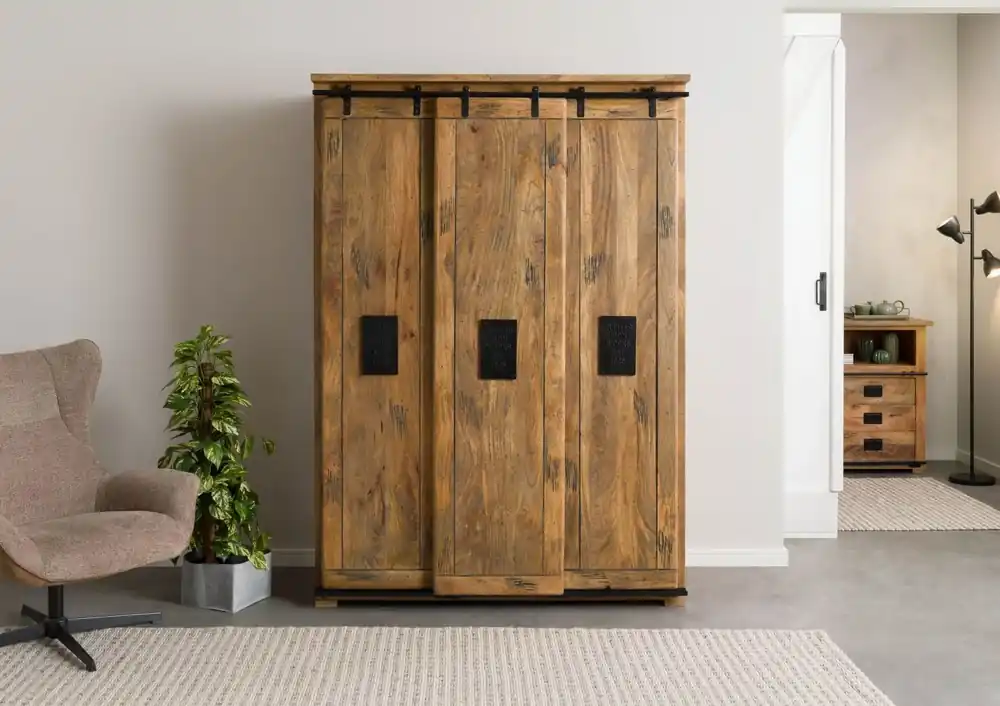 Sonderangebot Kleiderschrank Mango 140x65x200 natur lackiert RAILWAY #169