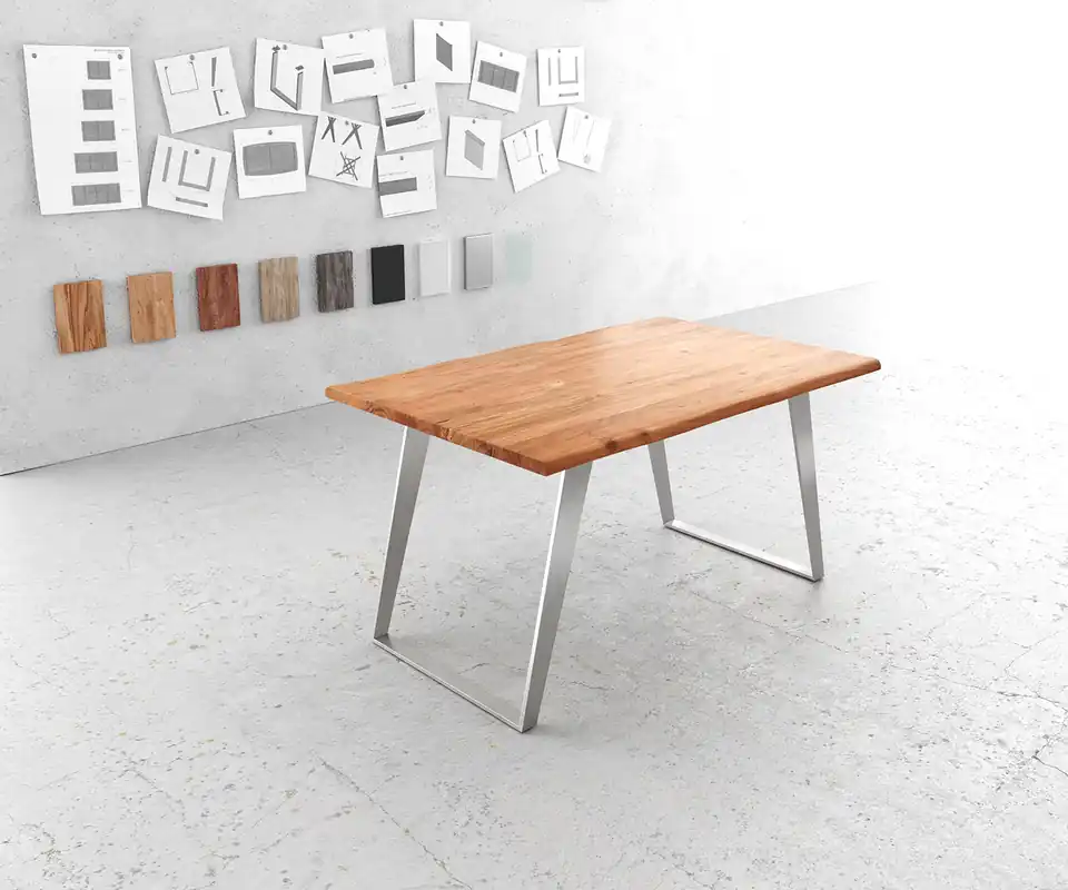 Esstisch Edge 140x90cm Akazie Natur Edelstahl Silber schräg Live- Garantierte Lieferung