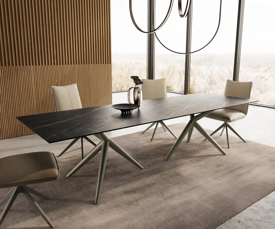 Esstisch Edge 300x100 Keramik Laminam®Noir Desir Braun Estelar rund Metall Effektfinish Titan Direktkauf