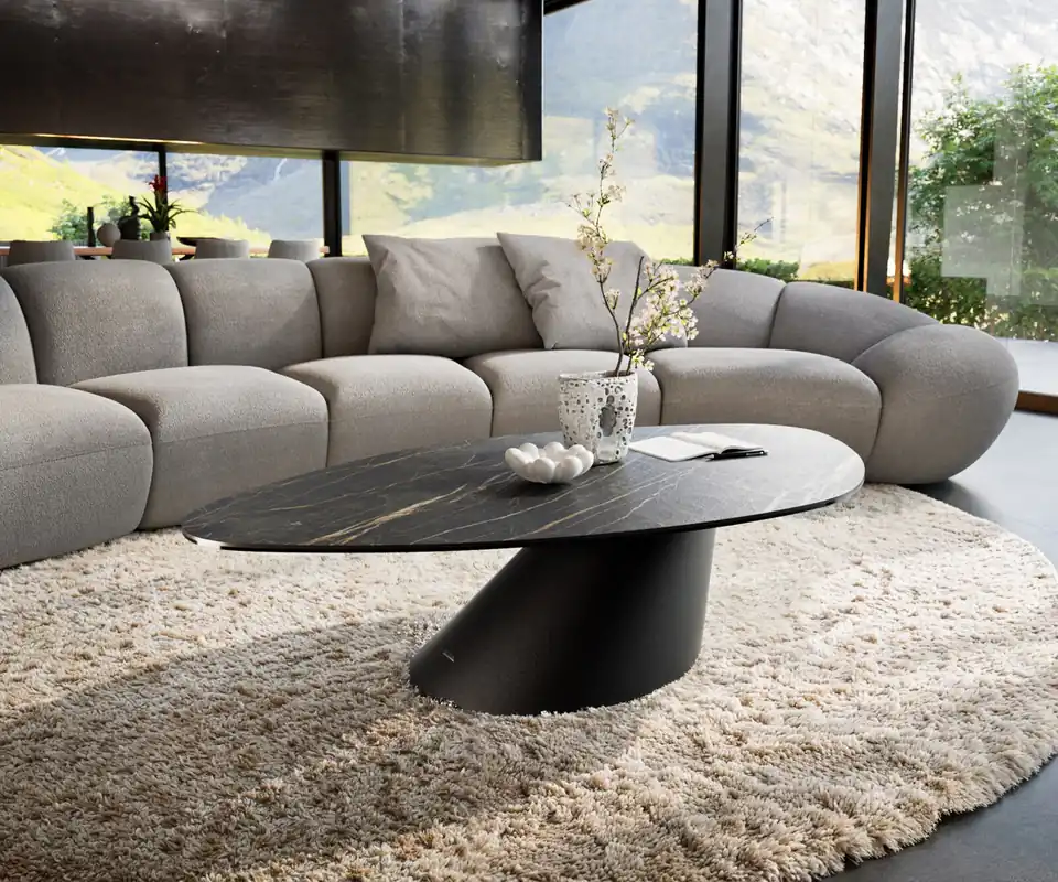 Preisreduziert Couchtisch Edge Organisch 140x76 cm Keramik Laminam® Noir Desir Braun Conis Metall Schwarz